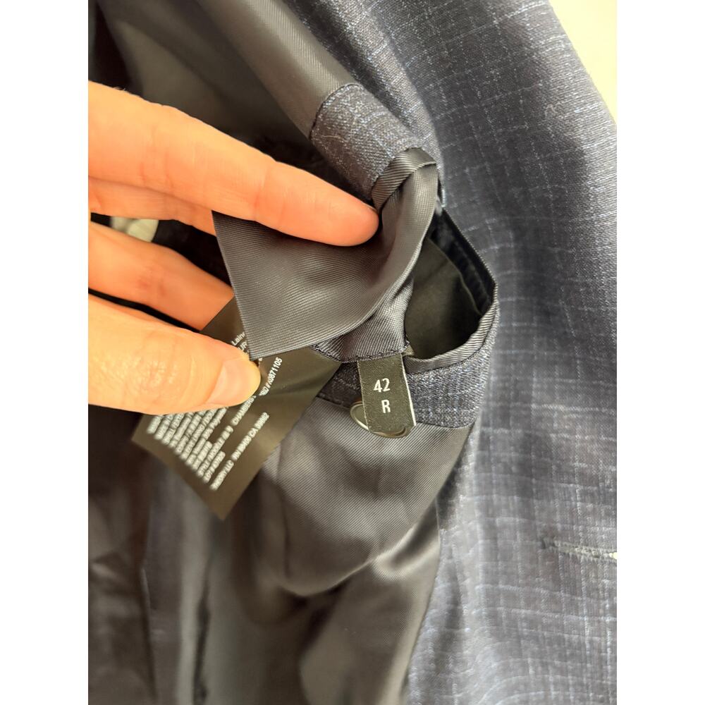 Theory Chambers Stretched Wool Grid Windowpane Check 2 Button Blazer 42R - Picture 7 of 7
